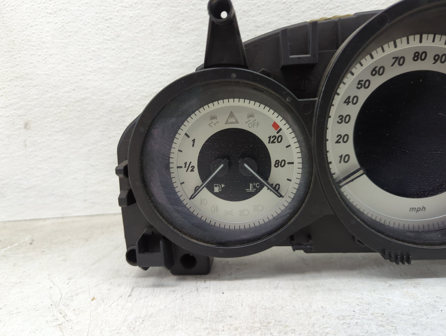 2014 Mercedes C-Class Instrument Cluster Speedometer Gauges P/N:A2C87297000 A2049005213, 2049017002 Miles:94K Fits Fits 2015