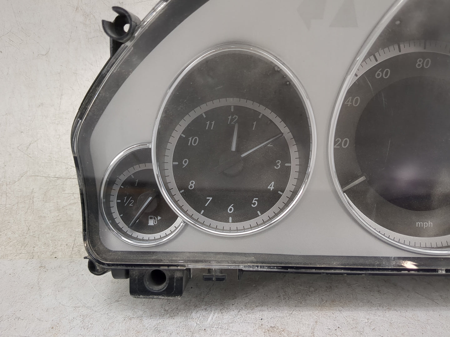 2014 Mercedes Benz E Class Instrument Cluster Speedometer Gauges P/N:A2C30473300 Miles: Fits OEM Used Auto Parts - Oemusedau