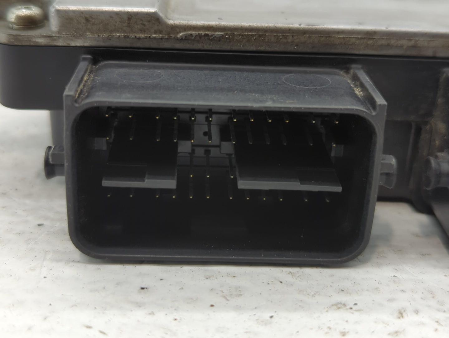 2014 Mercury Milan PCM Engine Control Computer ECU ECM PCU OEM P/N:1860C040 Fits OEM Used Auto Parts - Oemusedautoparts1.com