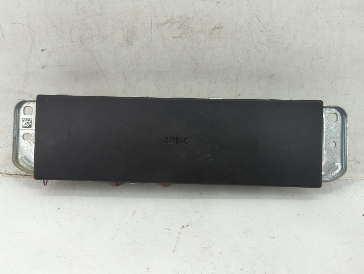 2014 Mini Cooper Air Bag Passenger Right Knee OEM P/N:0589-P1-00356 Fits OEM Used Auto Parts - Oemusedautoparts1.com