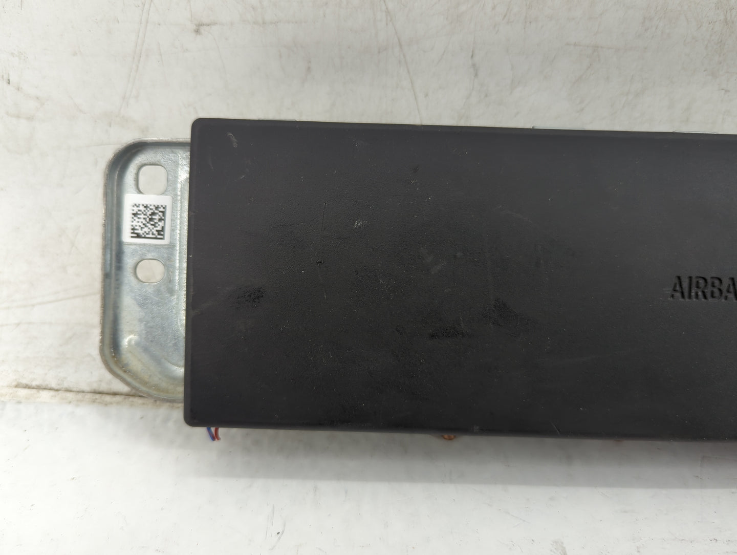 2014 Mini Cooper Air Bag Passenger Right Knee OEM P/N:0589-P1-00356 Fits OEM Used Auto Parts - Oemusedautoparts1.com