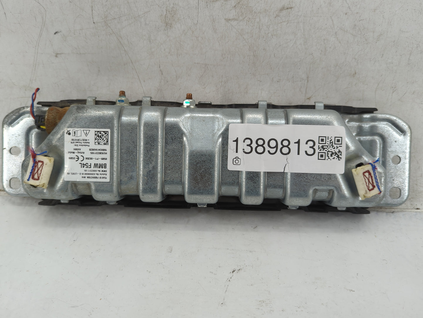 2014 Mini Cooper Air Bag Passenger Right Knee OEM P/N:0589-P1-00356 Fits OEM Used Auto Parts - Oemusedautoparts1.com