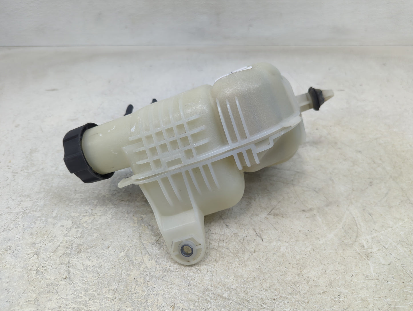 Mini Cooper Radiator Coolant Overflow Expansion Tank Bottle 1390544 - Oemusedautoparts1.com