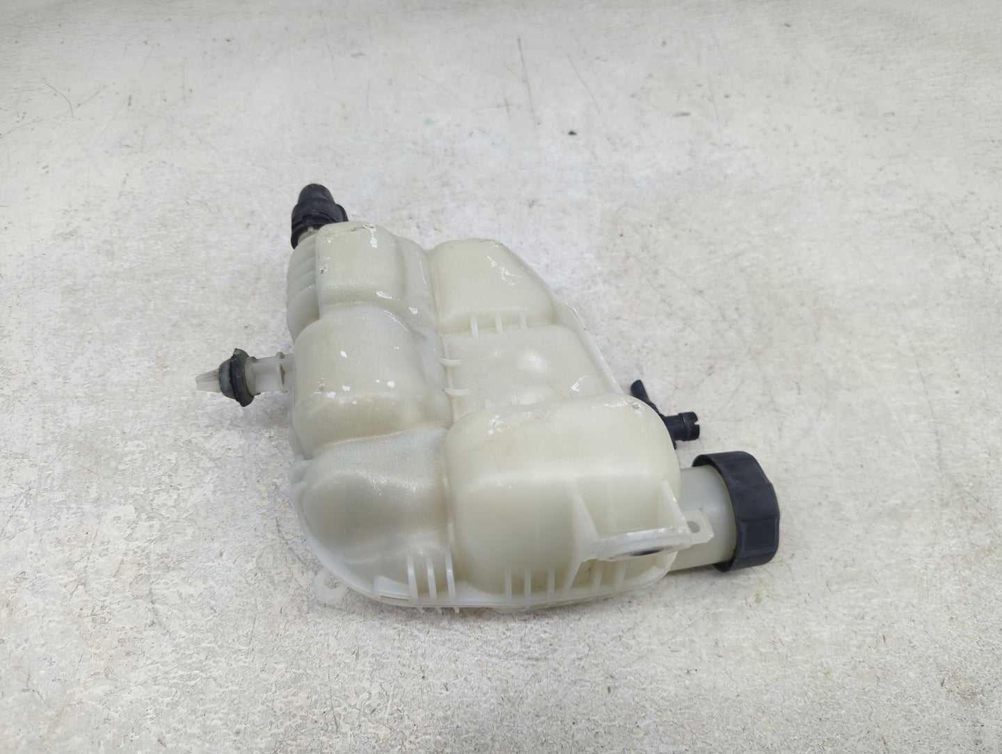 Mini Cooper Radiator Coolant Overflow Expansion Tank Bottle 1390544 - Oemusedautoparts1.com