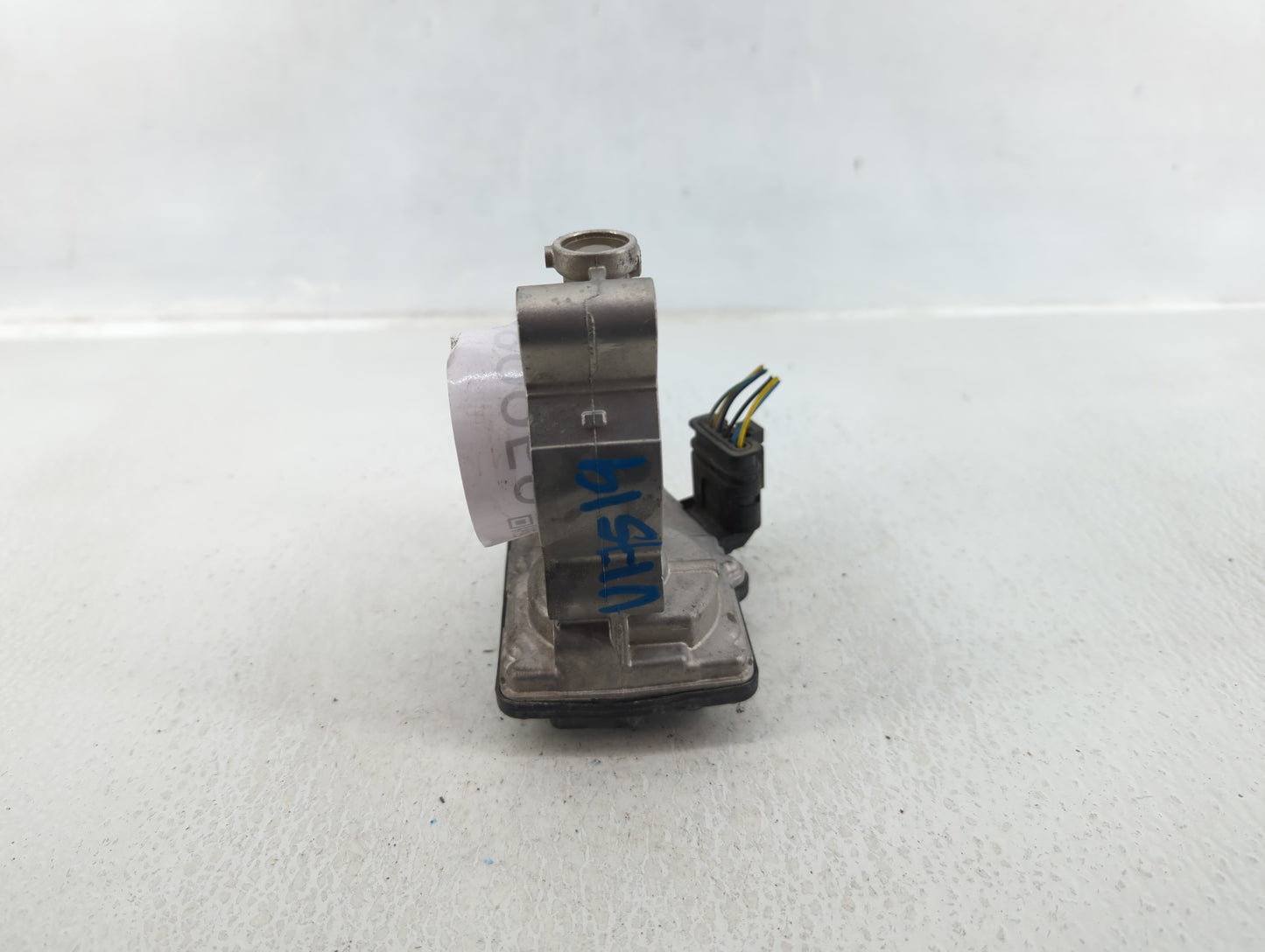2016-2019 Mini Cooper Throttle Body P/N:7 618 838 Fits Fits 2014 2015 2016 2017 2018 2019 OEM Used Auto Parts - Oemusedautop