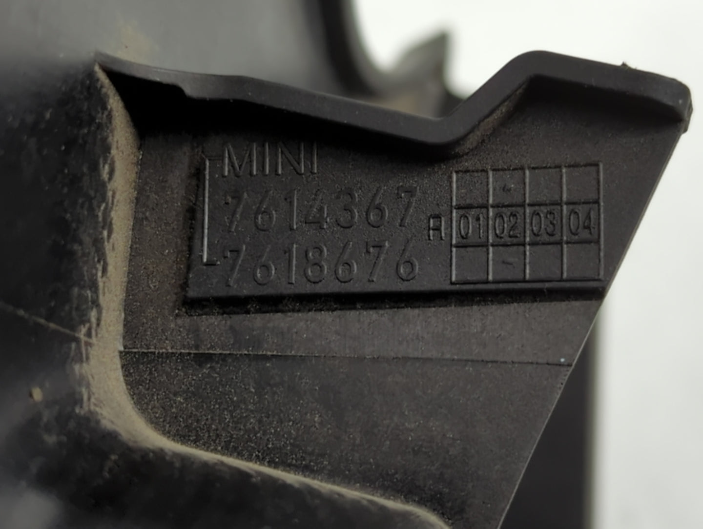 2014 Mini Cooper Engine Cover - Oemusedautoparts1.com