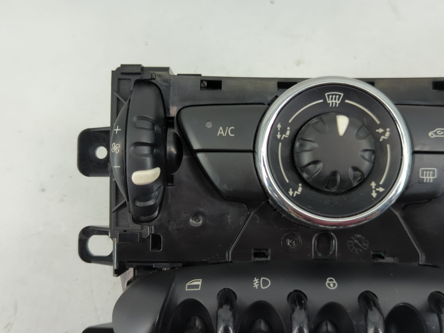 2014 Mini Cooper Clubman Climate Control Module Temperature AC/Heater Replacement Fits Fits 2011 2012 2013 OEM Used Auto Par