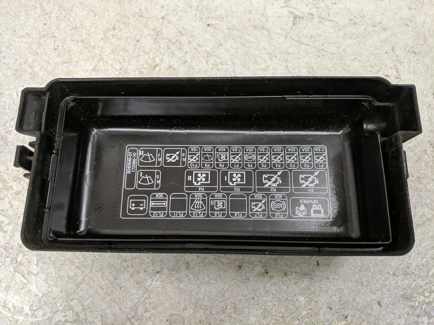 2012-2016 Mini Cooper Countryman Fusebox Fuse Box Panel Relay Module P/N:9240946-01 Fits Fits 2011 2012 2013 2014 2015 2016 