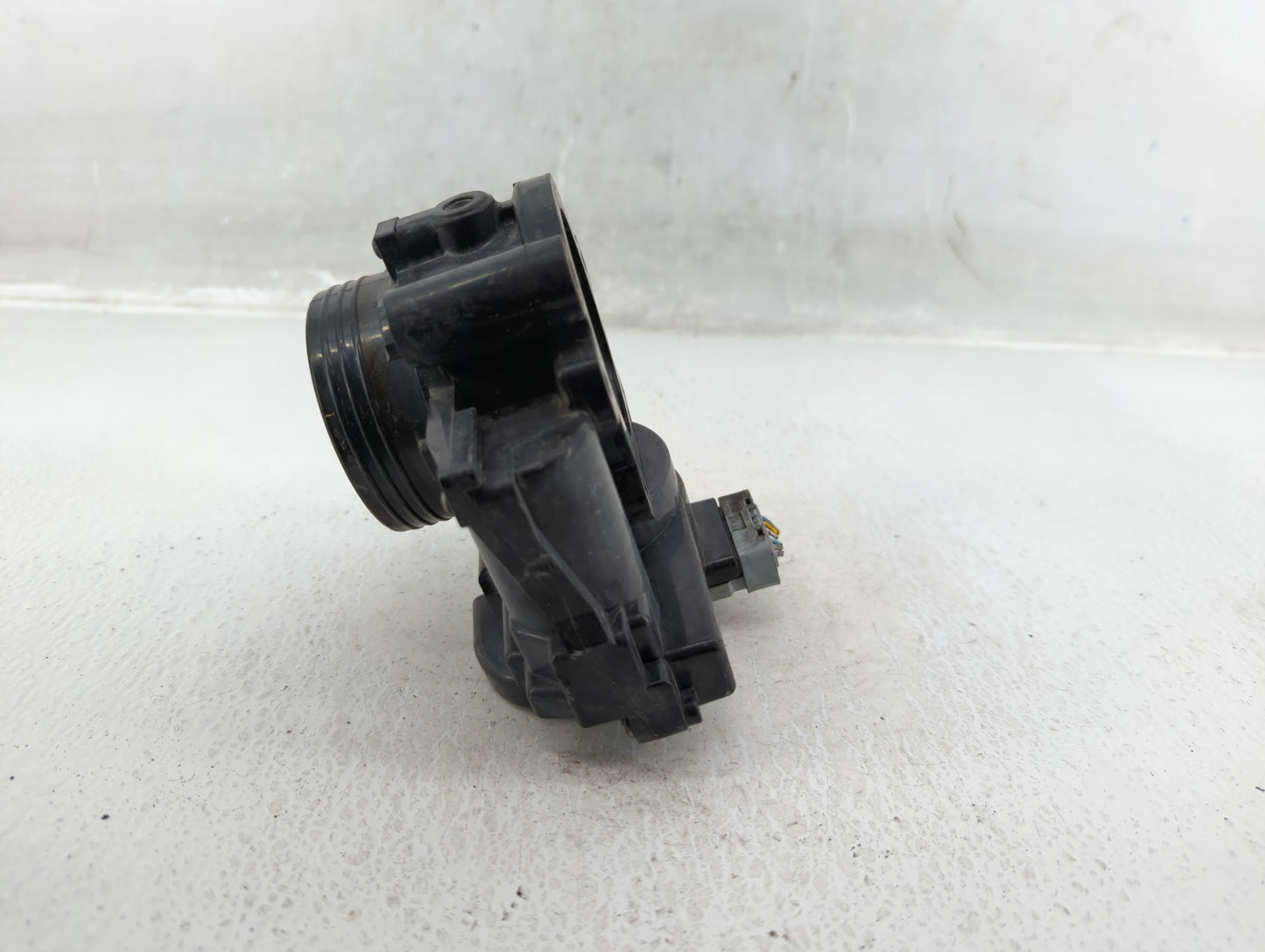 2014-2016 Mini Cooper Countryman Throttle Body P/N:862419080-01 Fits Fits 2013 2014 2015 2016 OEM Used Auto Parts - Oemuseda