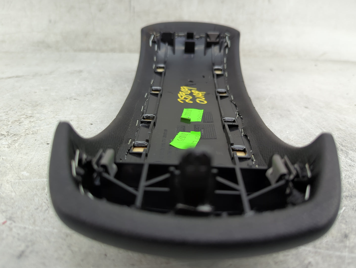 2013-2016 Mini Cooper Paceman Center Console Armrest Cover Lid Fits Fits 2011 2012 2013 2014 2015 2016 OEM Used Auto Parts -
