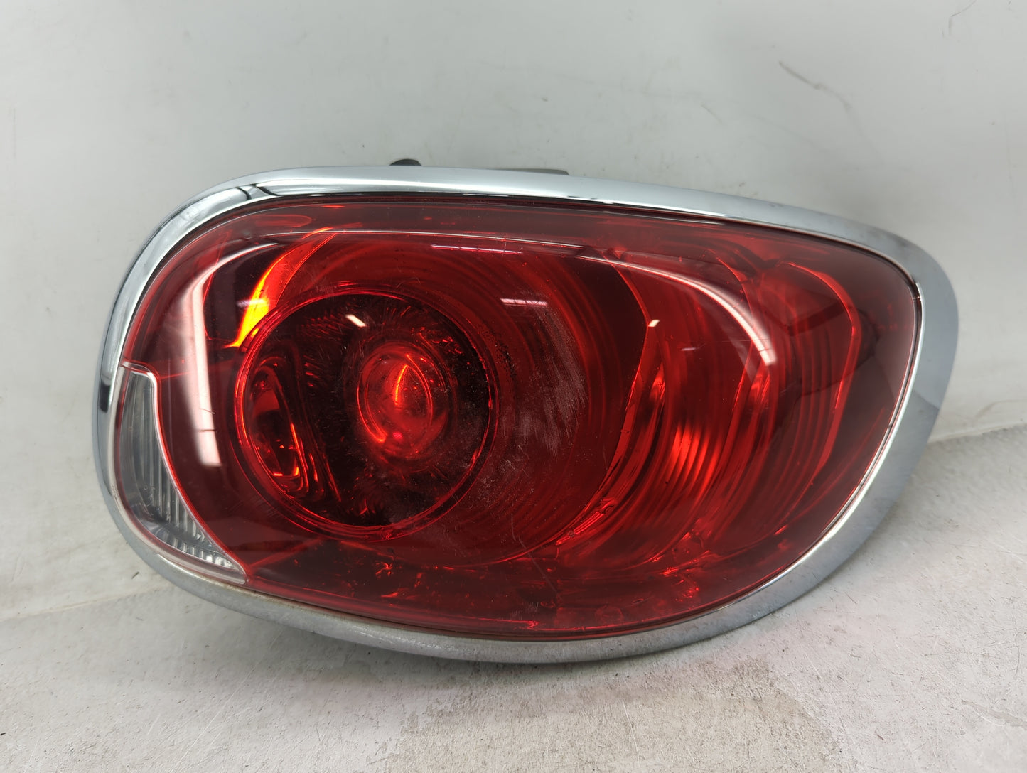 2013-2016 Mini Cooper Paceman Tail Light Assembly Passenger Right OEM Fits Fits 2013 2014 2015 2016 OEM Used Auto Parts - Oe