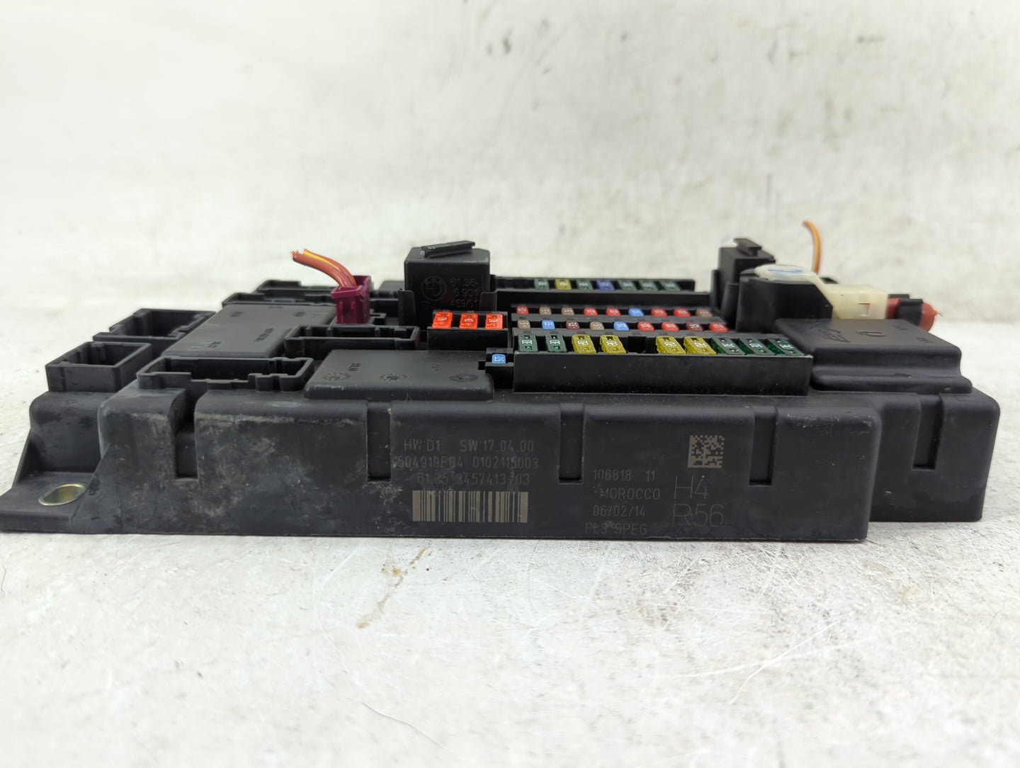 2013 Mini Cooper Paceman Body Control Module Bcm Inner Cabin Fuse Box - Oemusedautoparts1.com