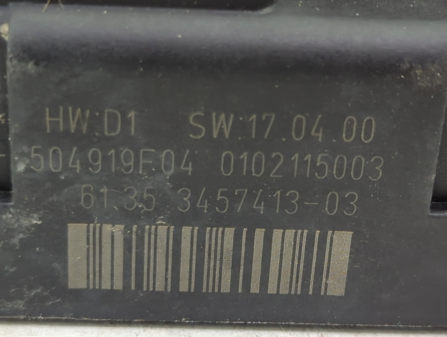 2013 Mini Cooper Paceman Body Control Module Bcm Inner Cabin Fuse Box - Oemusedautoparts1.com