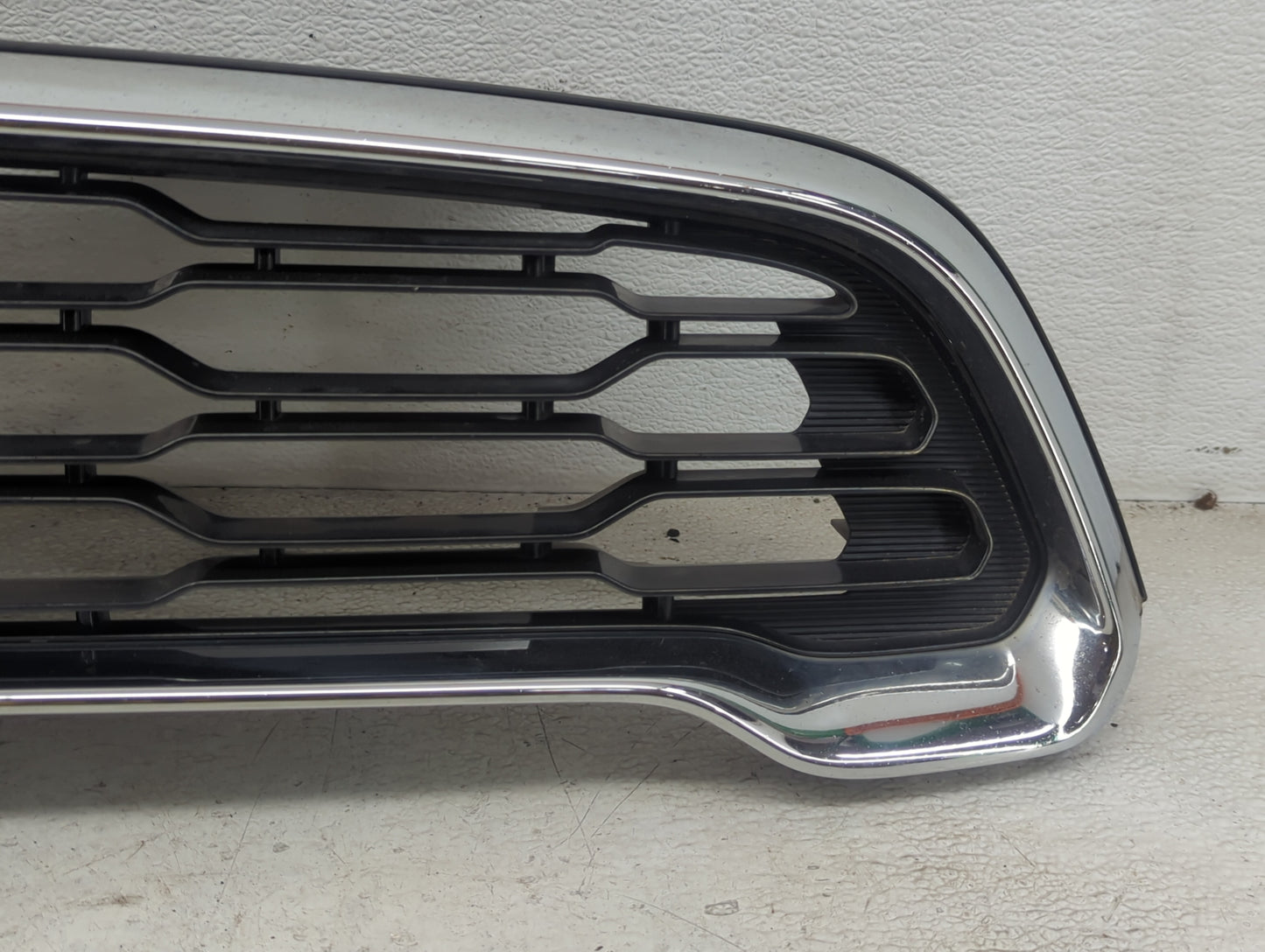 2013-2014 Mini Cooper Paceman Front Bumper Grille - Oemusedautoparts1.com