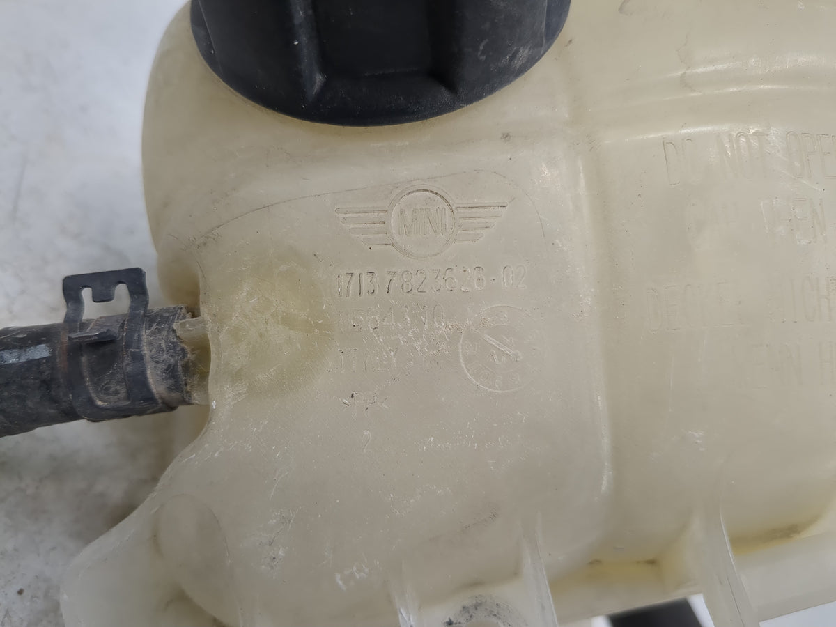 2013 Mini Cooper Paceman Radiator Coolant Overflow Expansion Tank Bottle 1313154 - Oemusedautoparts1.com