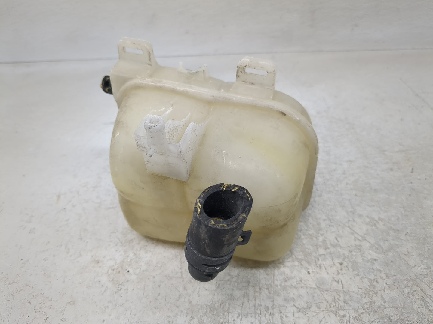 2013 Mini Cooper Paceman Radiator Coolant Overflow Expansion Tank Bottle - Oemusedautoparts1.com