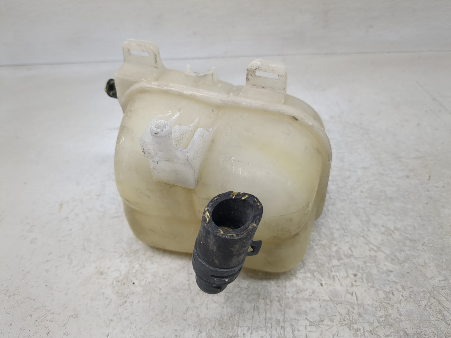 2013 Mini Cooper Paceman Radiator Coolant Overflow Expansion Tank Bottle - Oemusedautoparts1.com