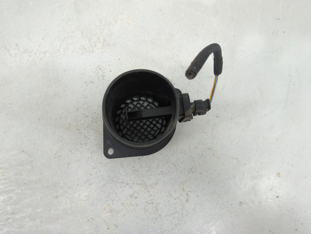 2013-2016 Mini Cooper Paceman Mass Air Flow Meter Maf Sensor 1392493 - Oemusedautoparts1.com