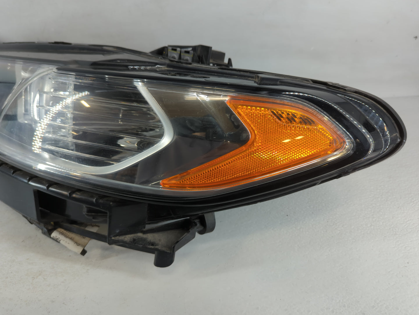 2013-2016 Mini Cooper Paceman Tail Light Assembly Driver Left OEM P/N:DS73-13W030-CD Fits Fits 2013 2014 2015 2016 OEM Used 