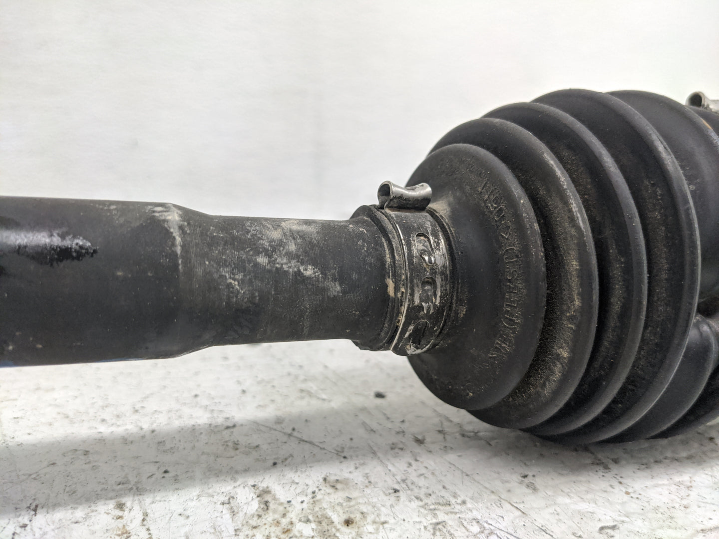 2012-2017 Mitsubishi Lancer Axle Shaft Front Passenger Cv C/v - Oemusedautoparts1.com