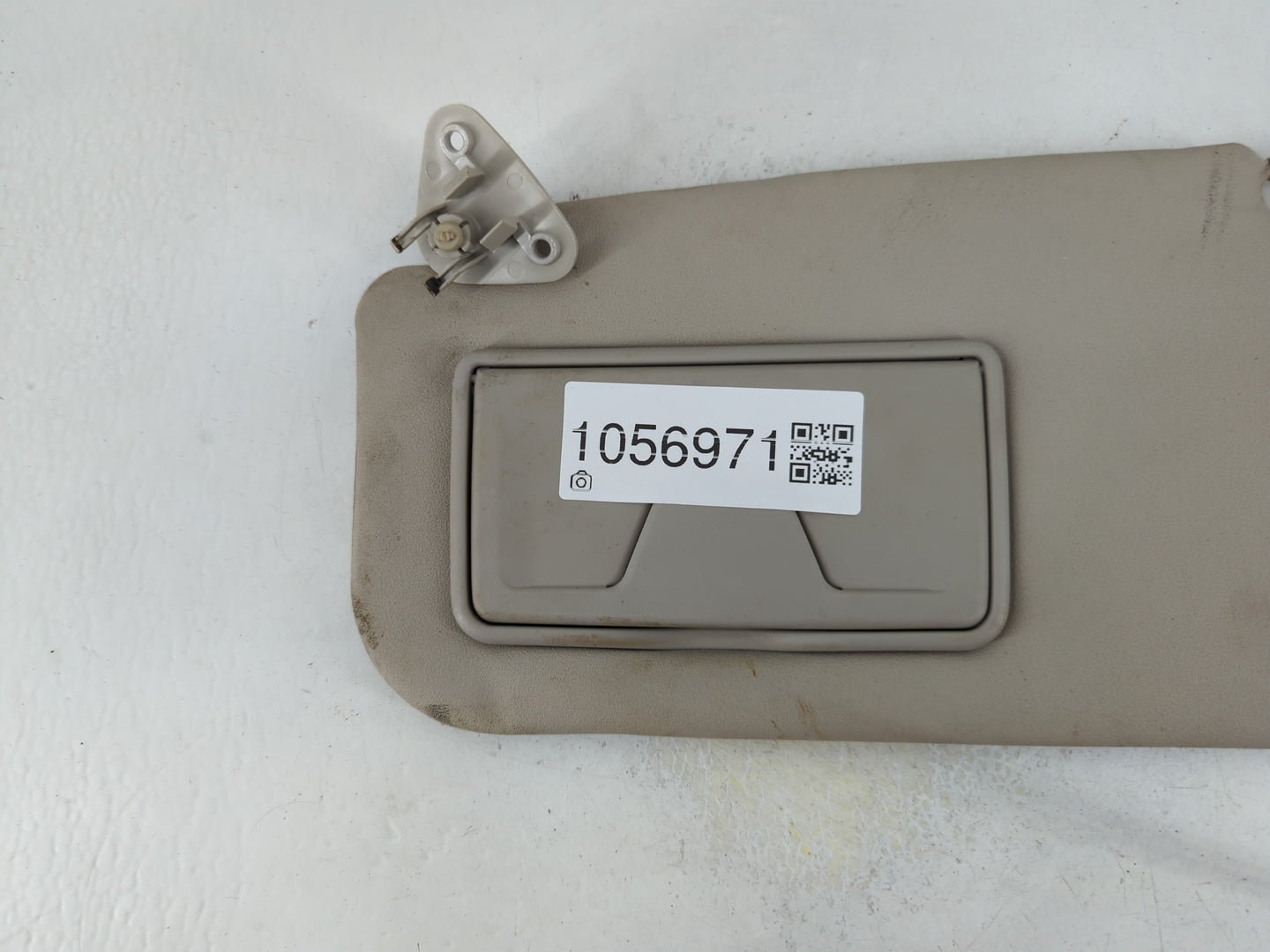 2014 Mitsubishi Mirage Sun Visor Shade Replacement Driver Left Mirror Fits OEM Used Auto Parts - Oemusedautoparts1.com