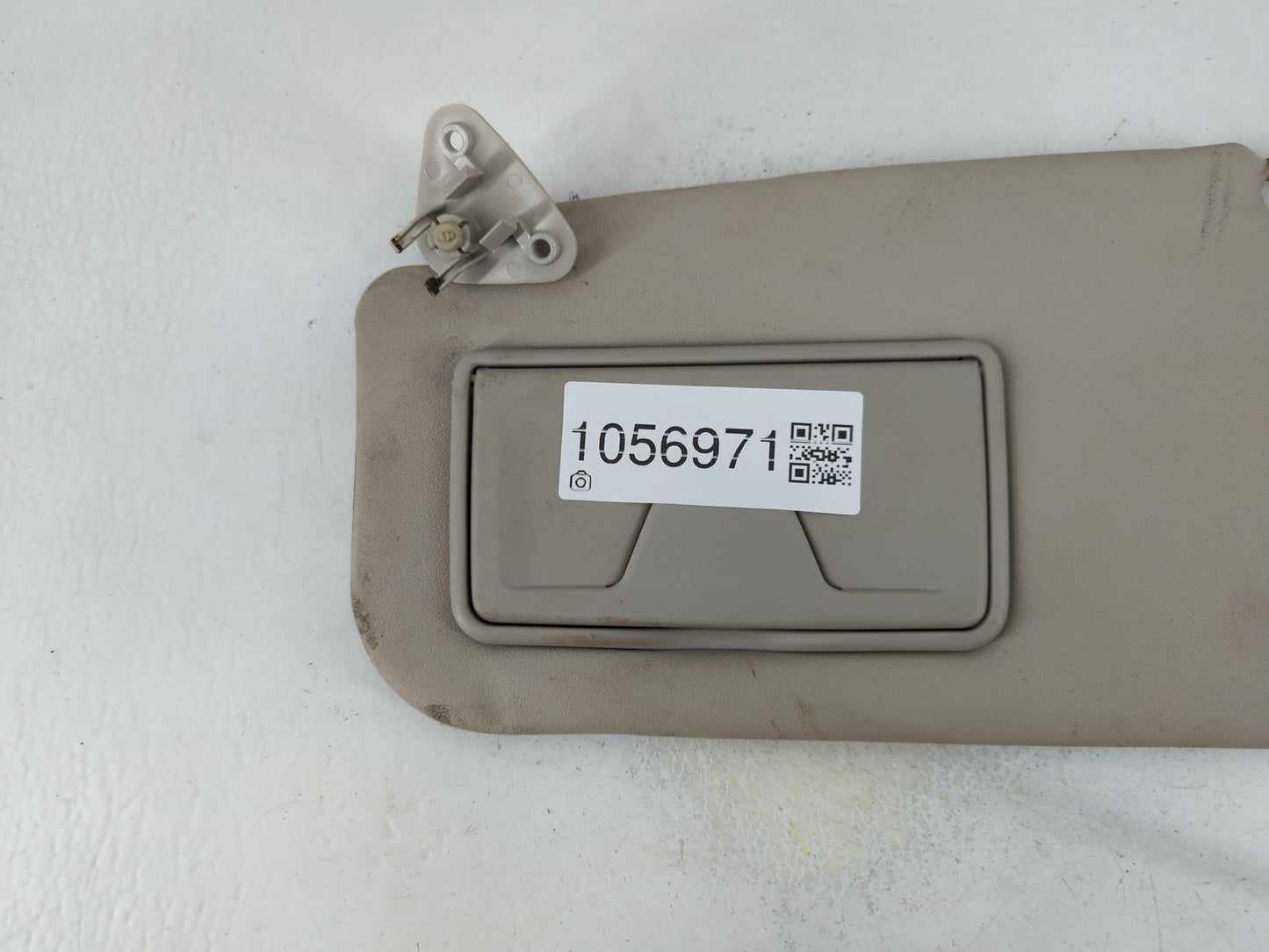 2014 Mitsubishi Mirage Sun Visor Shade Replacement Driver Left Mirror Fits OEM Used Auto Parts - Oemusedautoparts1.com
