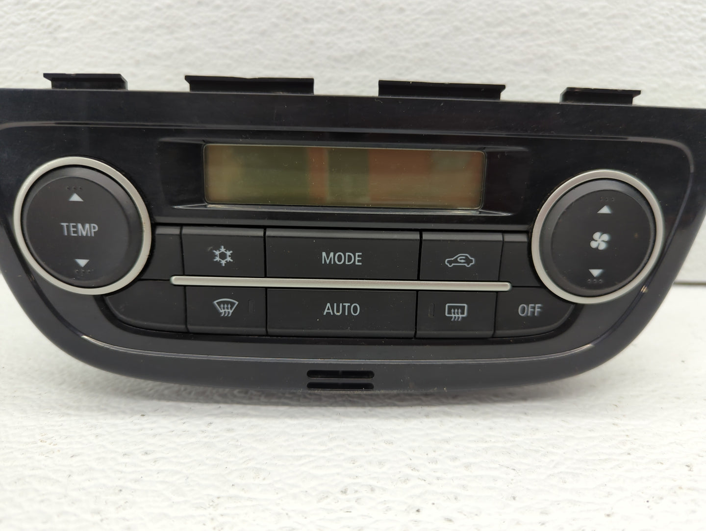 1997-2002 Mitsubishi Mirage Climate Control Module Temperature AC/Heater Replacement P/N:T1025190E 7820A361XA Fits OEM Used 