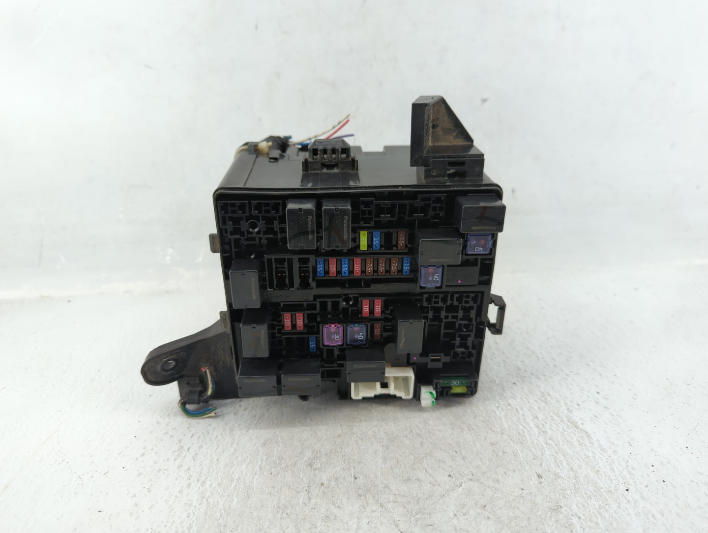 2014 Mitsubishi Mirage Fusebox Fuse Box Panel Relay Module P/N:>PP-TD10< 7577 Fits OEM Used Auto Parts - Oemusedautoparts1.c