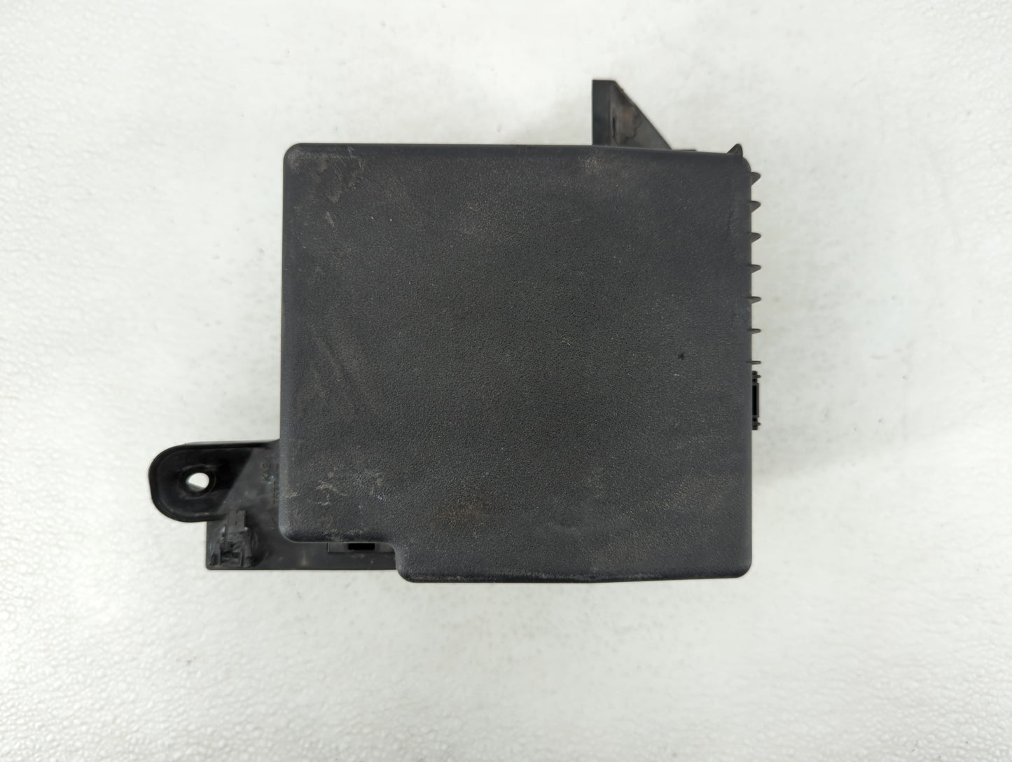 2014 Mitsubishi Mirage Fusebox Fuse Box Panel Relay Module P/N:PP-TD10 7577 Fits OEM Used Auto Parts - Oemusedautoparts1.com