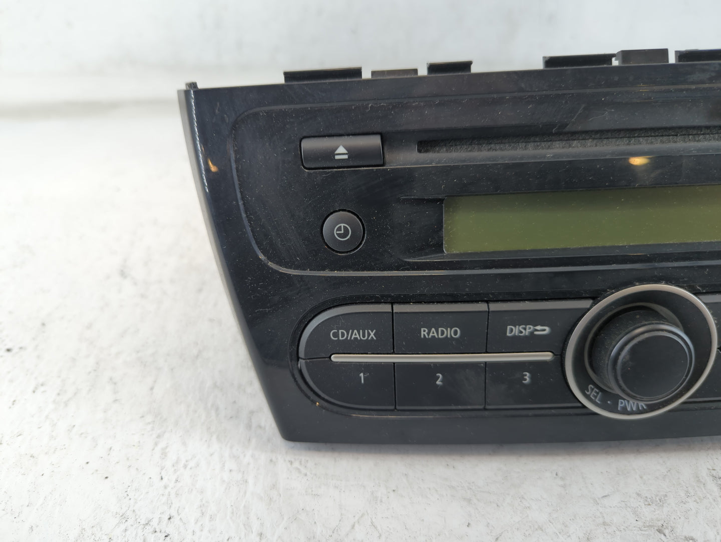 2014-2014 Mitsubishi Mirage Am Fm Cd Player Radio Receiver - Oemusedautoparts1.com