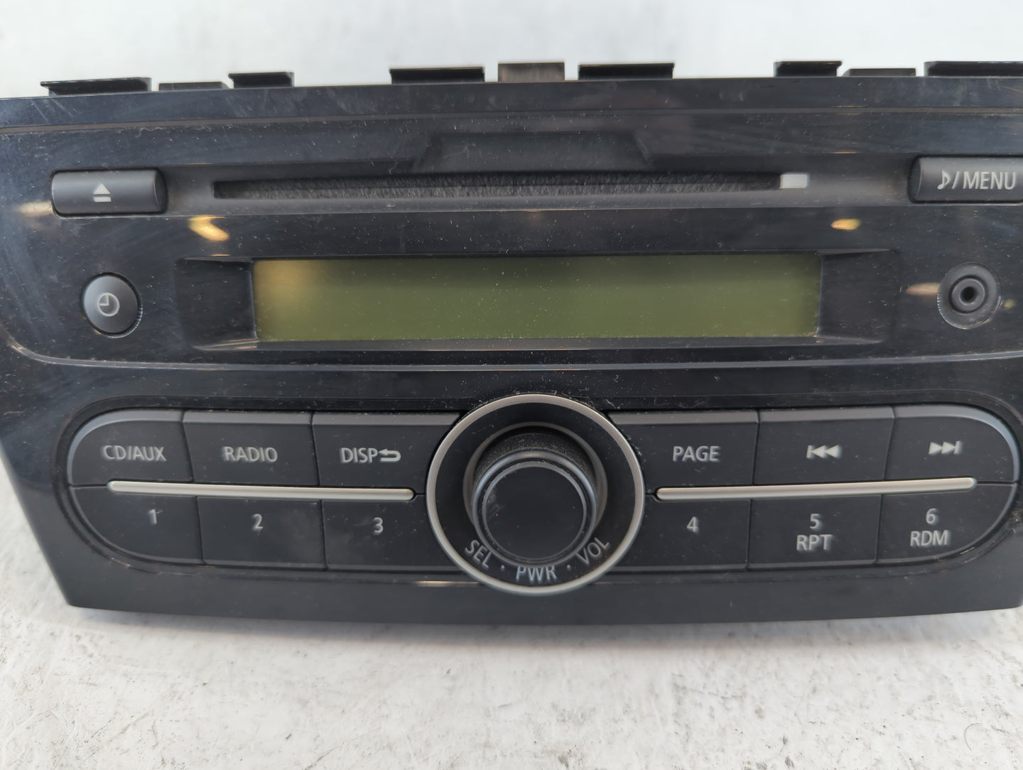2014-2014 Mitsubishi Mirage Am Fm Cd Player Radio Receiver - Oemusedautoparts1.com