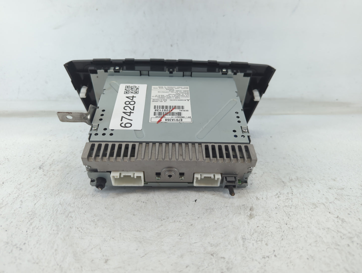 2014-2014 Mitsubishi Mirage Am Fm Cd Player Radio Receiver - Oemusedautoparts1.com