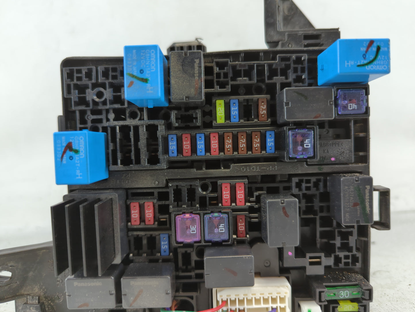 2014 Mitsubishi Mirage Fusebox Fuse Box Panel Relay Module P/N:PP-TD10 3547 Fits OEM Used Auto Parts - Oemusedautoparts1.com