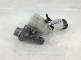 compare product 2014-2016 Mitsubishi Outlander Brake Master Cylinder