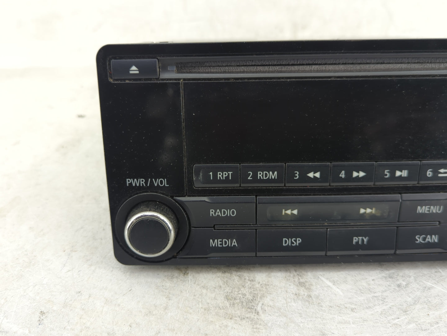 2014 Mitsubishi Outlander Radio AM FM Cd Player Receiver Replacement P/N:8701A405 Fits OEM Used Auto Parts - Oemusedautopart