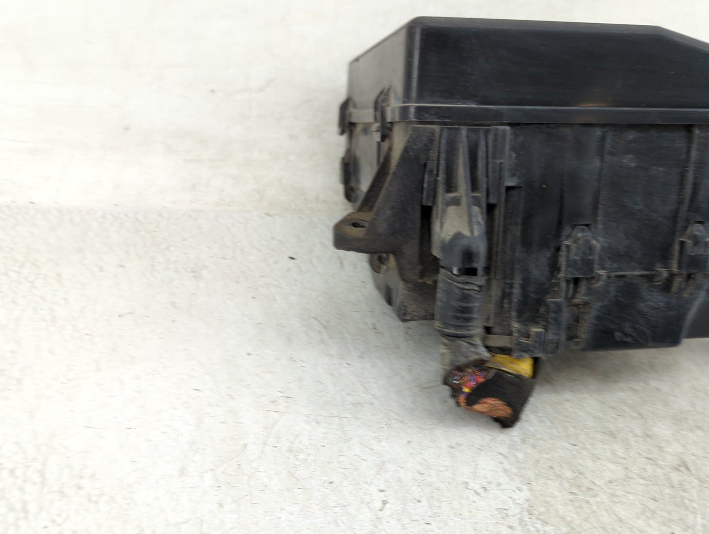 2014-2016 Mitsubishi Outlander Fusebox Fuse Box Panel Relay Module Fits Fits 2014 2015 2016 OEM Used Auto Parts - Oemusedaut