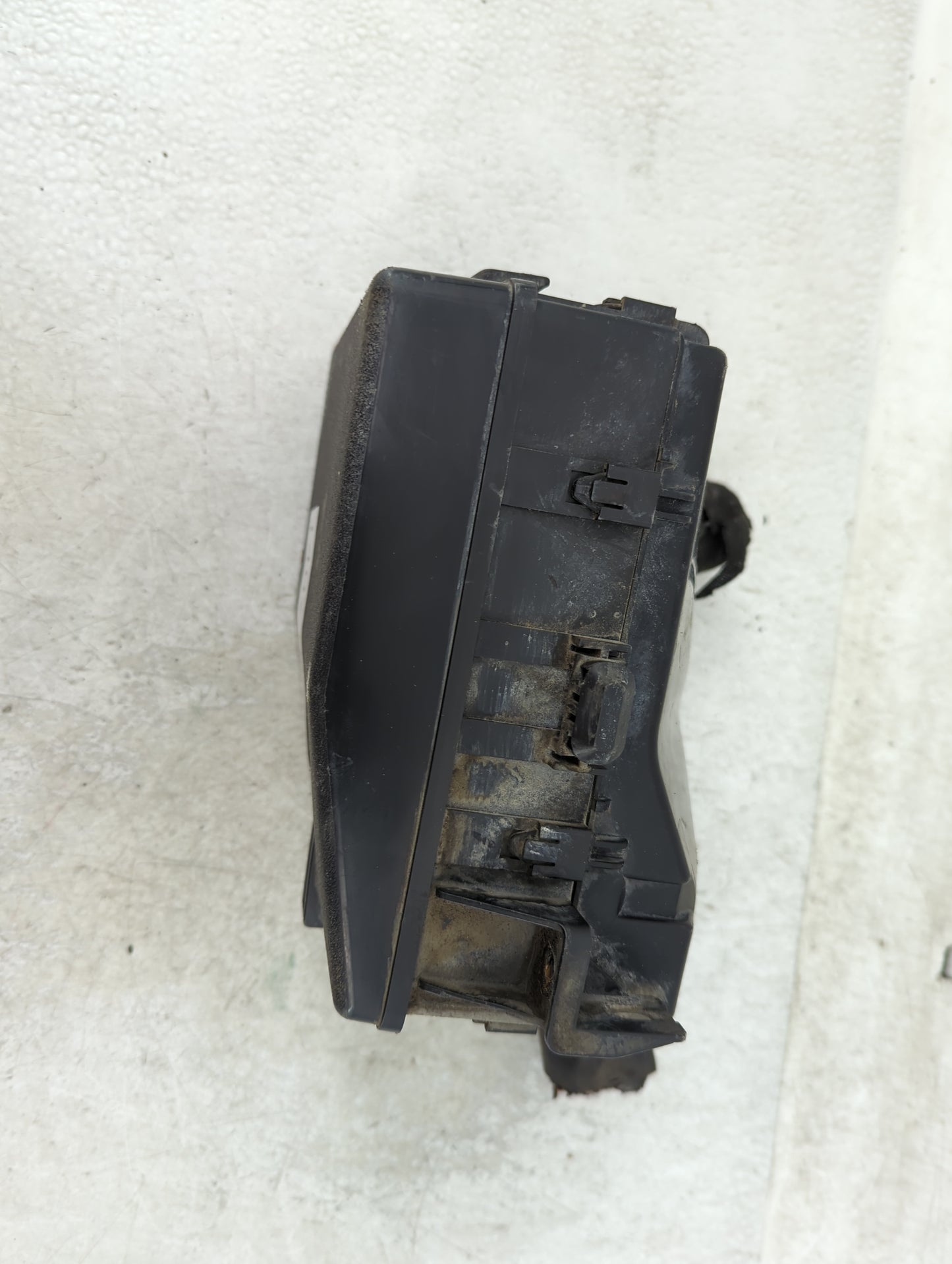 2014-2016 Mitsubishi Outlander Fusebox Fuse Box Panel Relay Module Fits Fits 2014 2015 2016 OEM Used Auto Parts - Oemusedaut