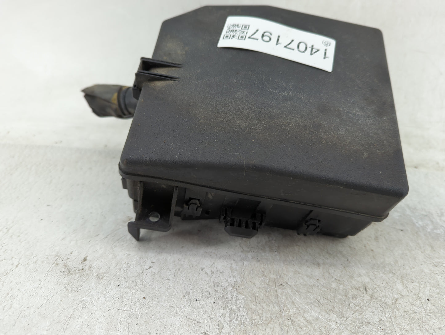 2014-2016 Mitsubishi Outlander Fusebox Fuse Box Panel Relay Module Fits Fits 2014 2015 2016 OEM Used Auto Parts - Oemusedaut