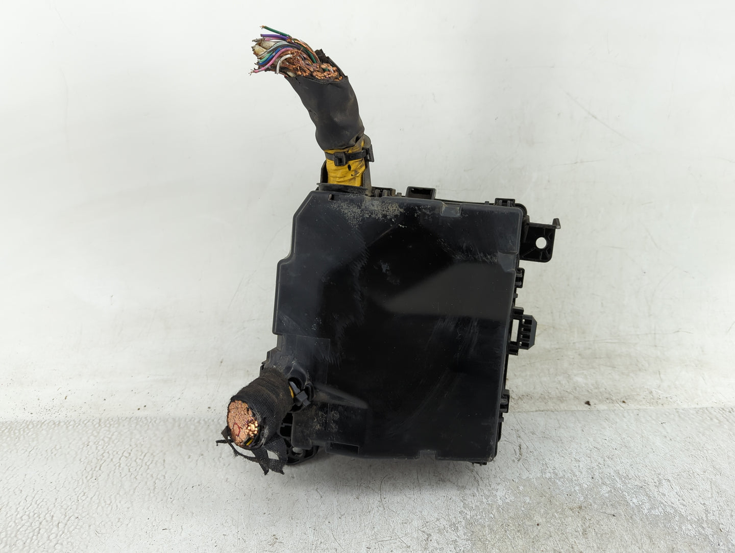 2014-2016 Mitsubishi Outlander Fusebox Fuse Box Panel Relay Module Fits Fits 2014 2015 2016 OEM Used Auto Parts - Oemusedaut