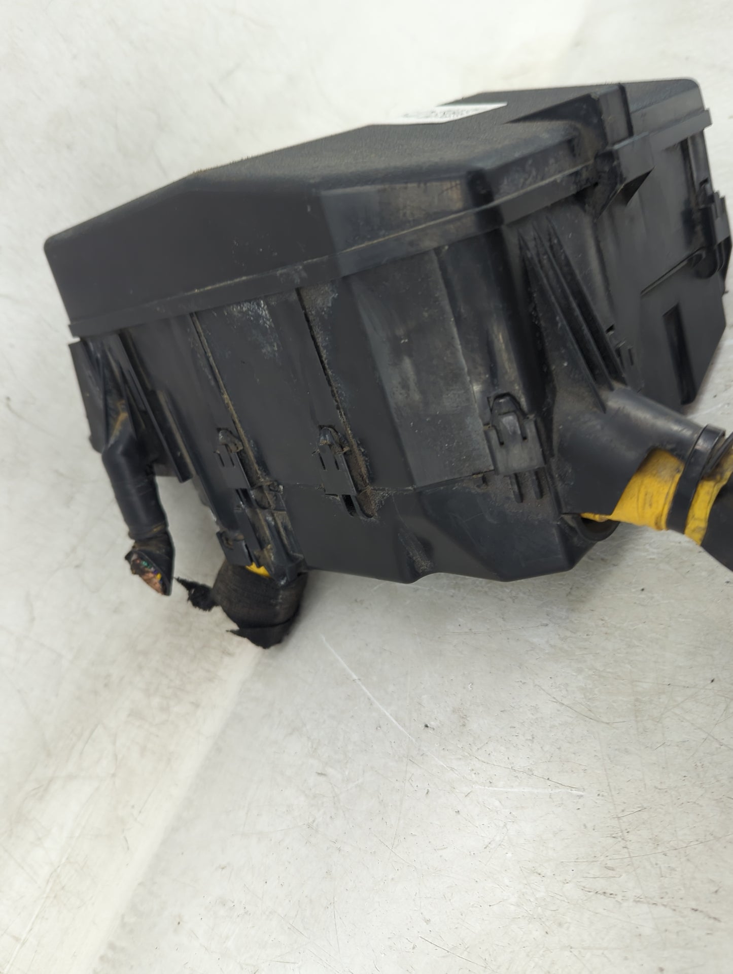 2014-2016 Mitsubishi Outlander Fusebox Fuse Box Panel Relay Module Fits Fits 2014 2015 2016 OEM Used Auto Parts - Oemusedaut