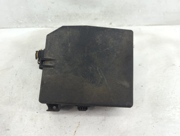 2014-2016 Mitsubishi Outlander Fusebox Fuse Box Panel Relay Module P/N:3605-NA Fits Fits 2014 2015 2016 OEM Used Auto Parts 