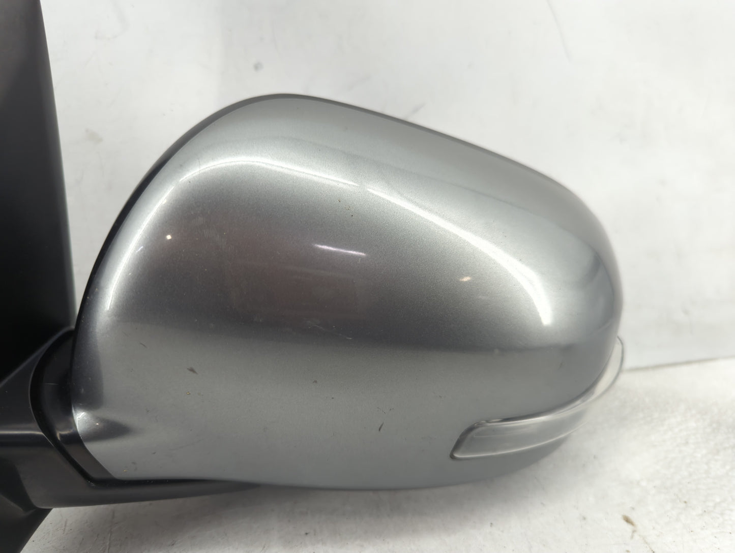 2014-2015 Mitsubishi Outlander Driver Side View Mirror - Left Door Mirror OEM Used - Oemusedautoparts1.com