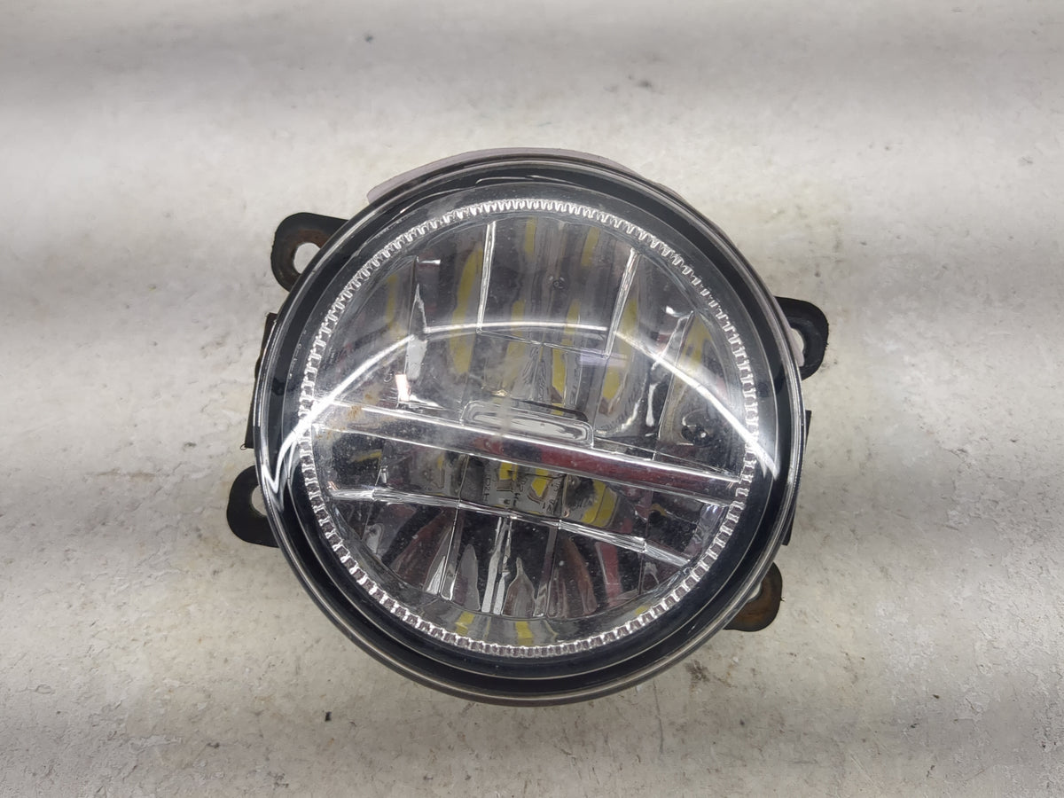 2010-2015 Mitsubishi Outlander Driver Left Oem Fog Light Lamp Black - Oemusedautoparts1.com