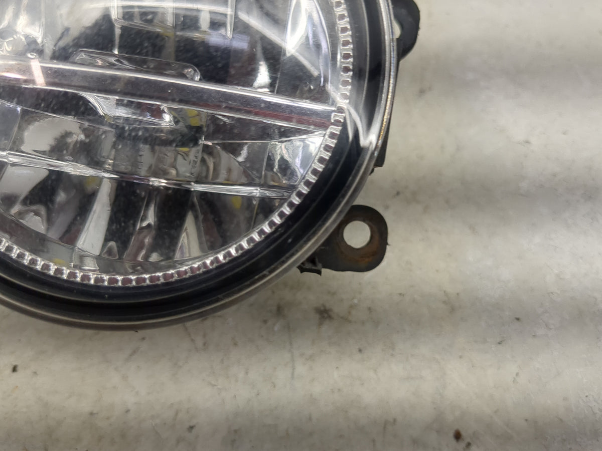 2010-2015 Mitsubishi Outlander Driver Left Oem Fog Light Lamp Black - Oemusedautoparts1.com