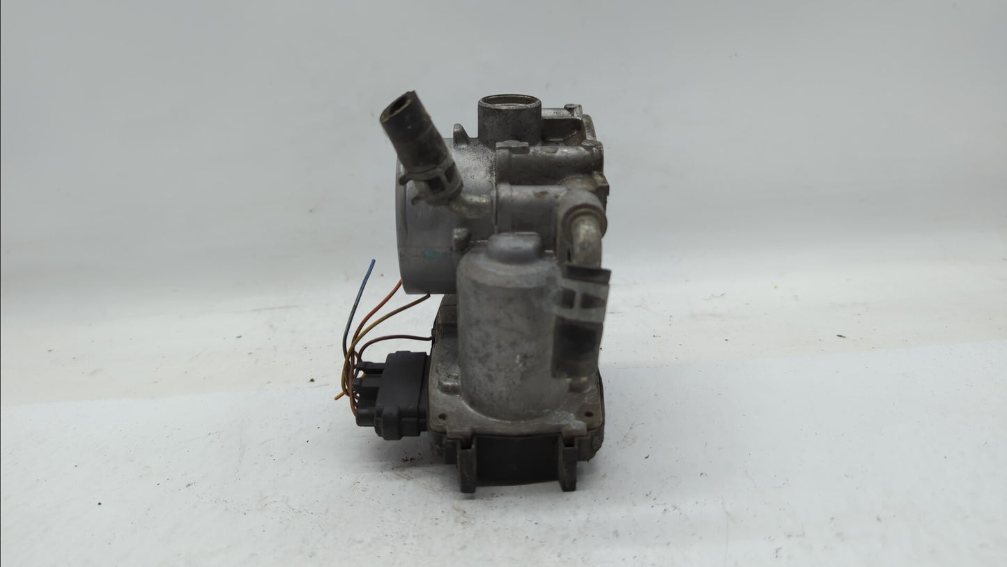 2014 Mitsubishi Outlander Throttle Body P/N:4909 0888 2731 0088 Fits OEM Used Auto Parts - Oemusedautoparts1.com