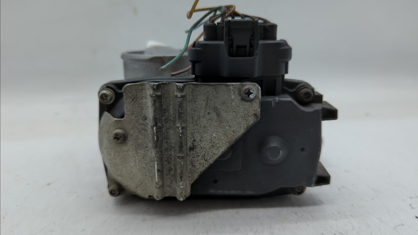 2014 Mitsubishi Outlander Throttle Body P/N:4909 0888 2731 0088 Fits OEM Used Auto Parts - Oemusedautoparts1.com