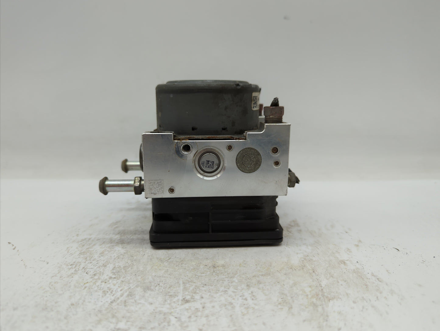 2014 Mitsubishi Outlander ABS Pump Control Module Replacement P/N:4670A990 4670A719 Fits OEM Used Auto Parts - Oemusedautopa