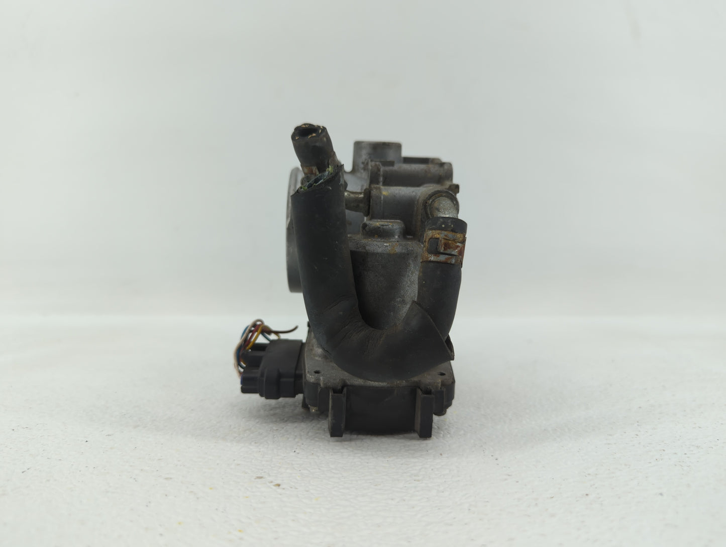 2014 Mitsubishi Outlander Throttle Body P/N:67021 57021, 57021-B Fits OEM Used Auto Parts - Oemusedautoparts1.com