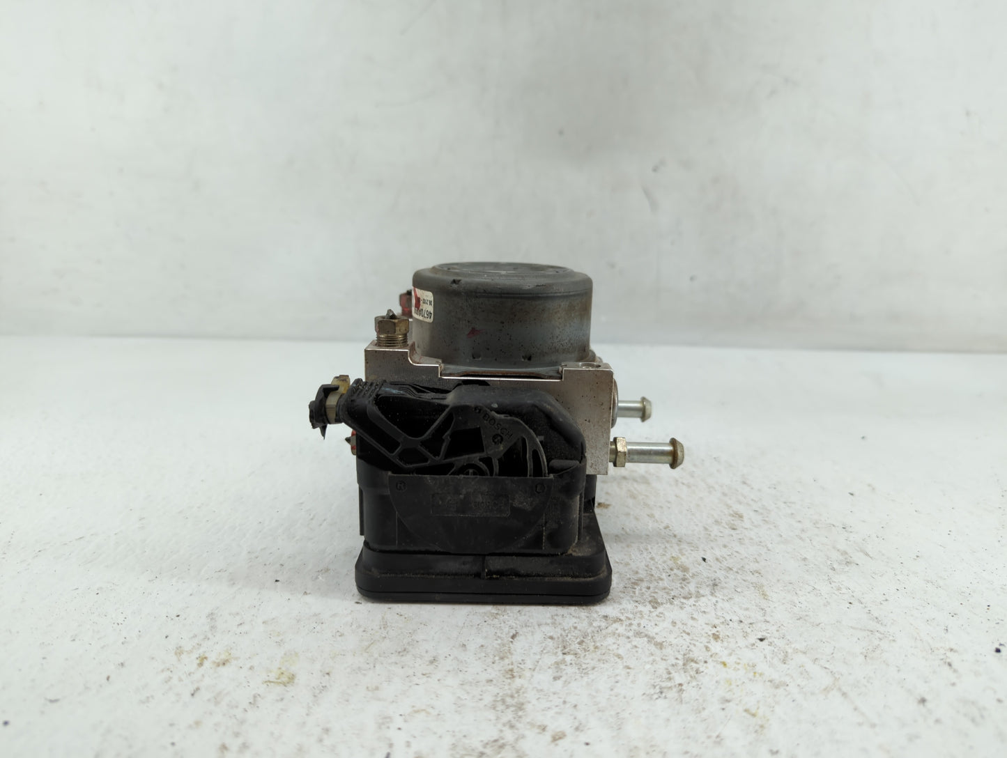 2014-2016 Mitsubishi Outlander ABS Pump Control Module Replacement P/N:4670A990 4670A719 Fits Fits 2014 2015 2016 OEM Used A