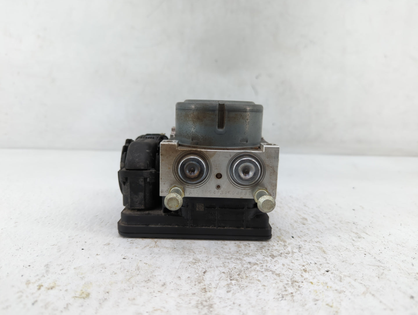 2014-2016 Mitsubishi Outlander ABS Pump Control Module Replacement P/N:4670A990 4670A719 Fits Fits 2014 2015 2016 OEM Used A